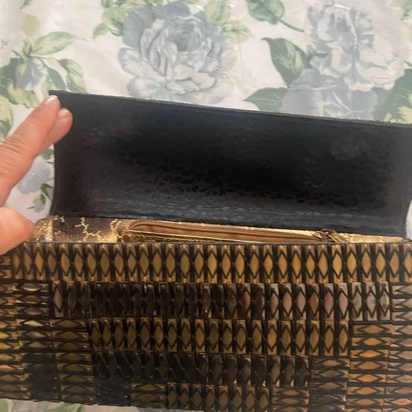 Deepa Gurnani clutch Brand New - Picture 6 of 9